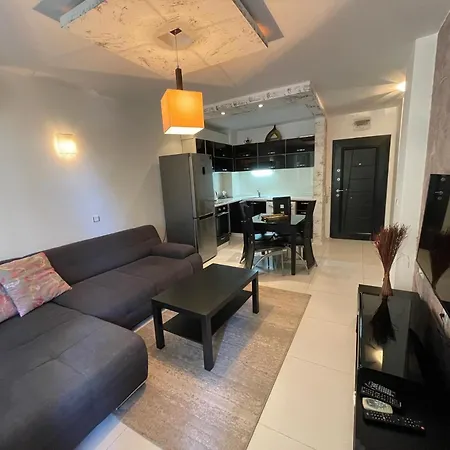 דירה Rich-1 Sp רבדה