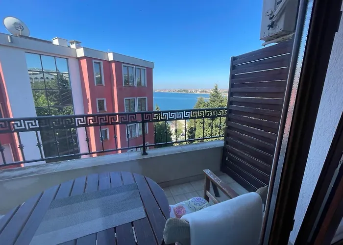 アパート Rich-1 Sp ラヴダ